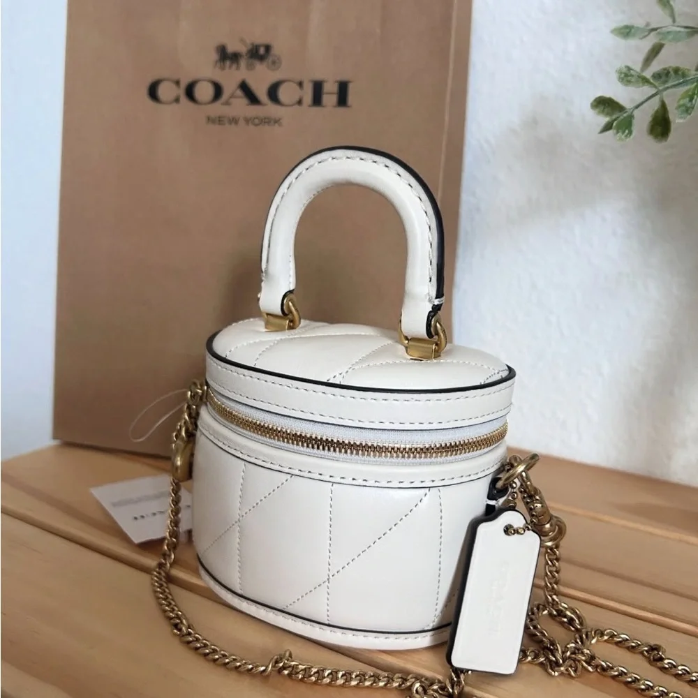 NWT💕Coach Trail Mini Nappa Crossbody Bag 12 With Pillow Quilting in Chalk CU144 - Picture 4 of 7